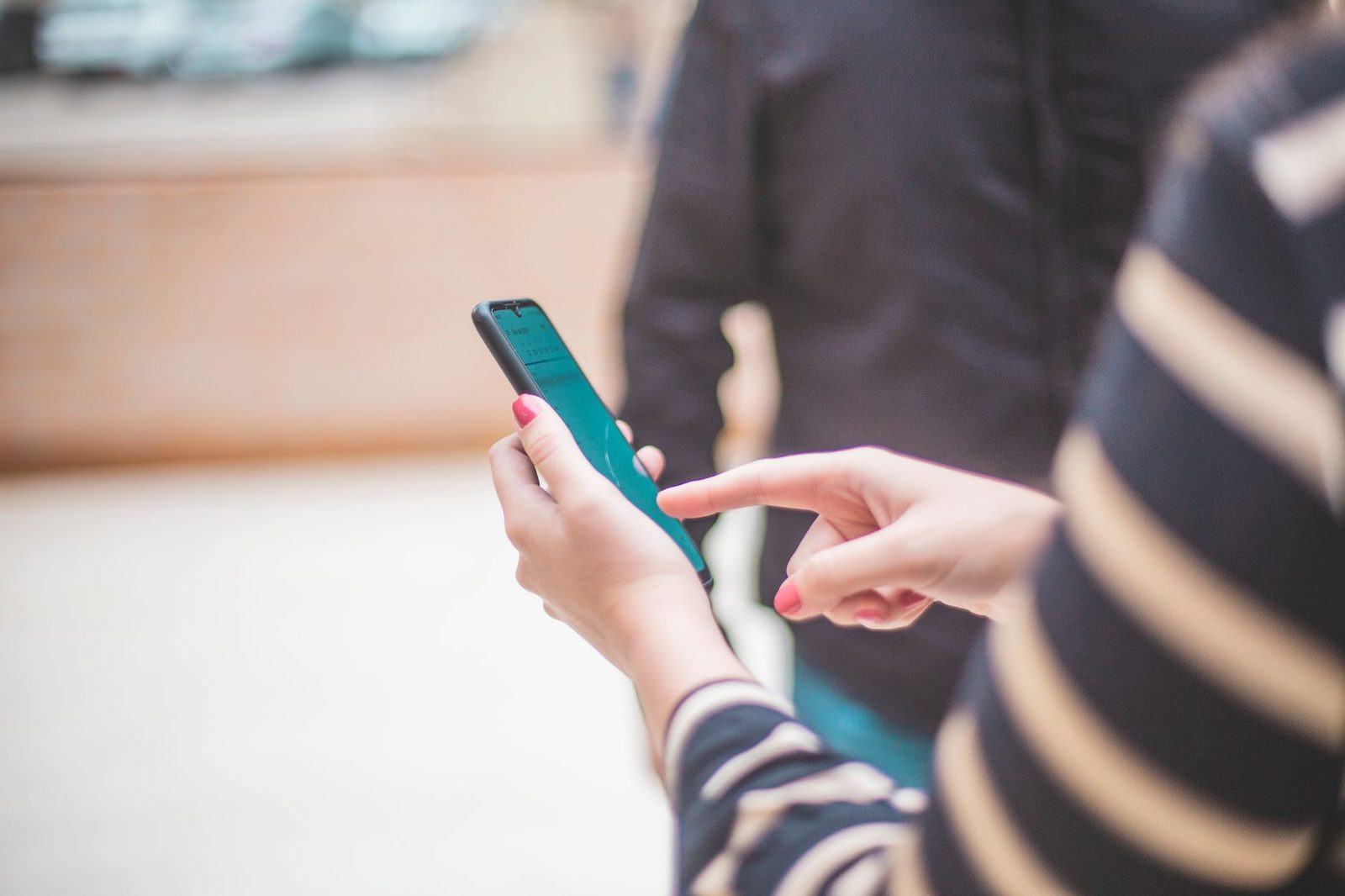 One text, then put the phone down